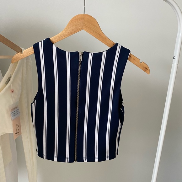 Crop Top - Picture 2 of 2